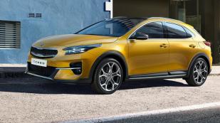 A Ceed-család kisebb, sportosabb 2019es modellje az Xceed Kia Xceed 2019