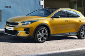 A Ceed-család kisebb, sportosabb 2019es modellje az Xceed Kia Xceed 2019