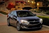 A 2014-ES KIA CADENZA AZ „ÉV NEMZETKÖZI AUTÓJA” A 2014-ES KIA CADENZA AZ „ÉV NEMZETKÖZI AUTÓJA”
