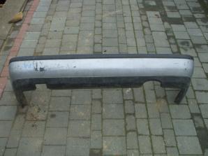NISSAN SUNNY  1990-1995 Hátsó Lökhárító Enyhén sérült