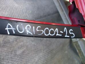 TOYOTA AURIS JOBB HÁTSÓ AJTÓ