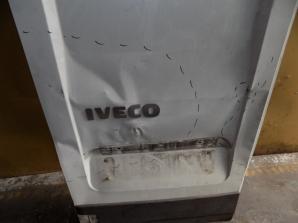IVECO DAILY 2000-2006 BAL CSOMAGTÉRAJTÓ SÉRÜLT