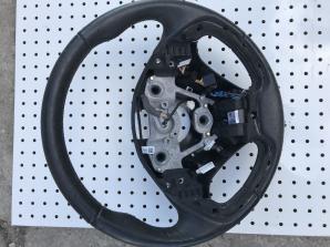 BODY-STEERING WHEEL