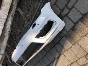 VOLKSWAGEN GOLF VII  2013- Első  Enyhén sérült