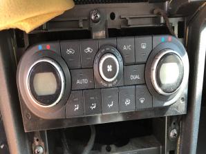 Nissan Qashqai 2006-2010 Fűtéskapcsoló panel